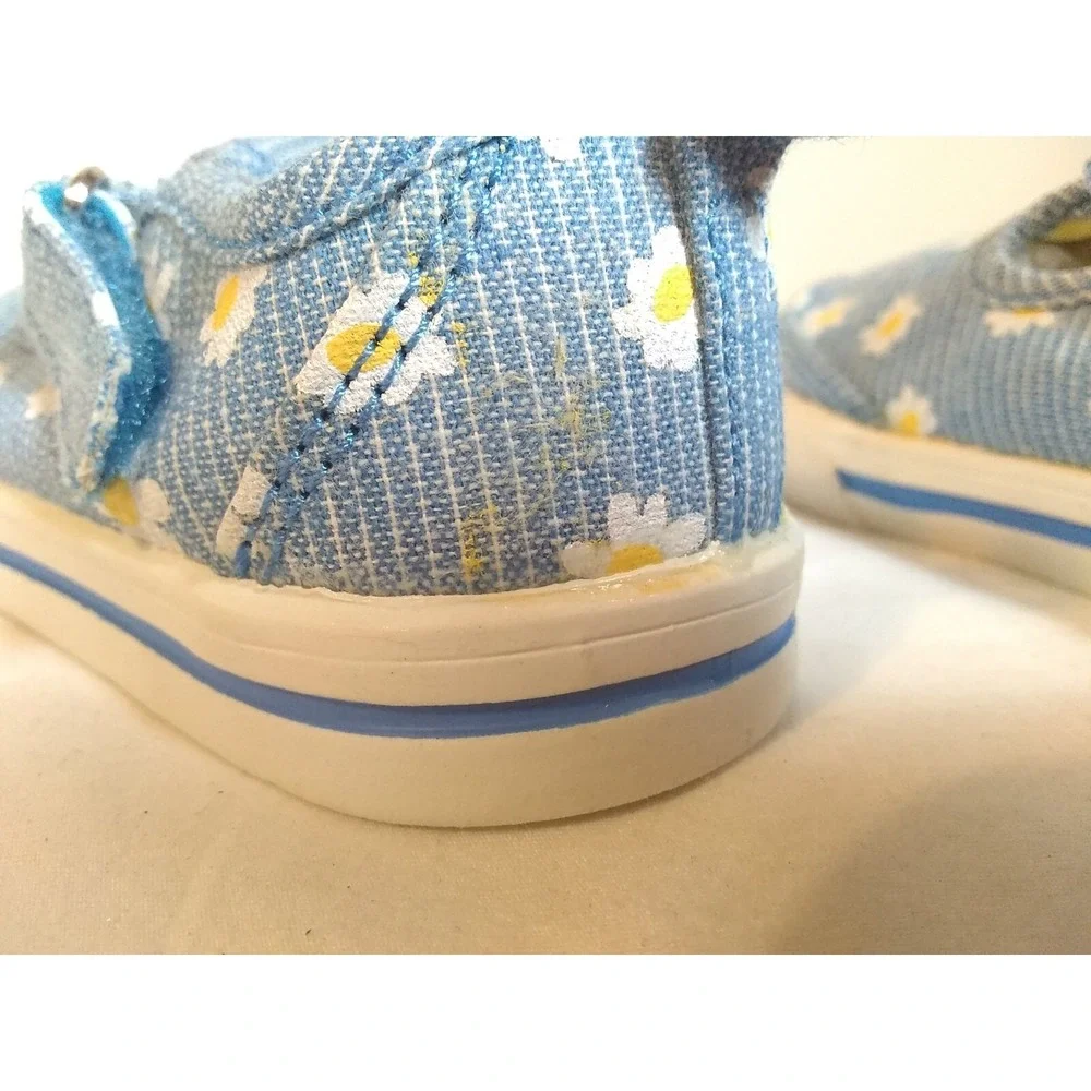 Girl's Mary Jane Loafers Shoes Size 4 Canvas Blue Daisy Print Wonder Nation READ